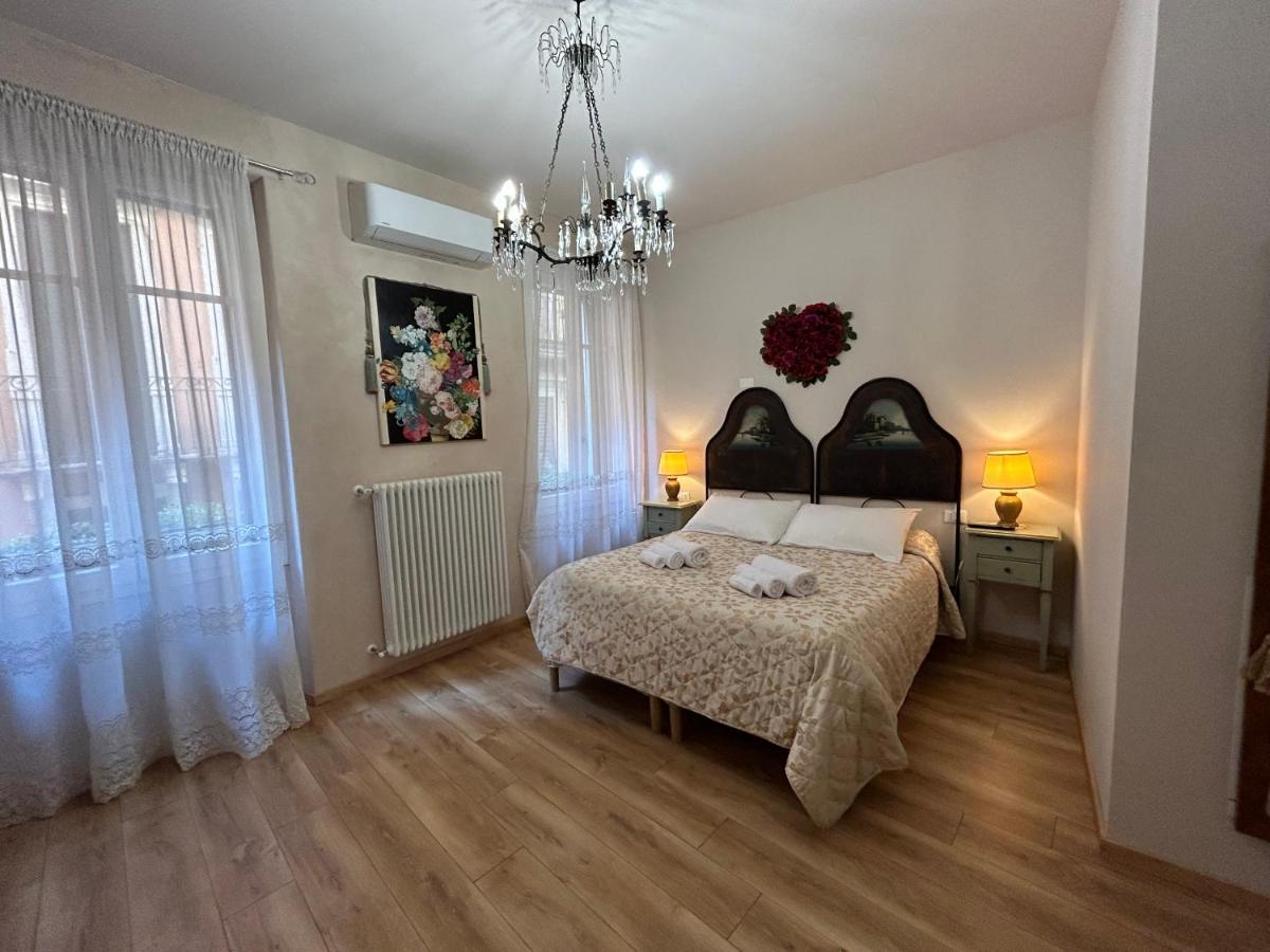Sofia Rooms Verona Buitenkant foto