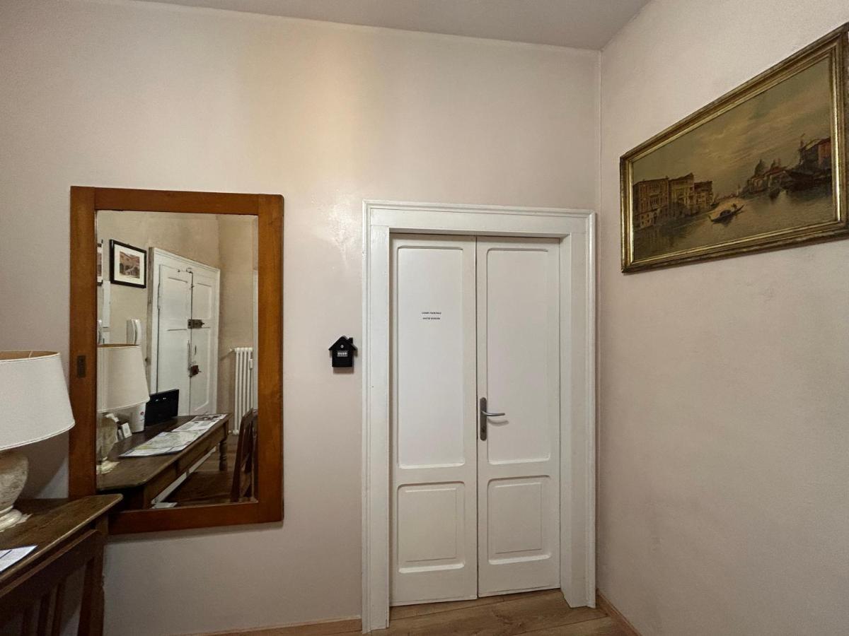 Sofia Rooms Verona Buitenkant foto
